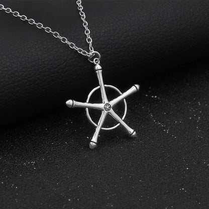Uryuu Quincy Cross Pendant Necklace - Ichigo Soul Reaper Badge Necklace - Anime Cosplay Gifts for Fan Kids Girls Teens Women Men all good