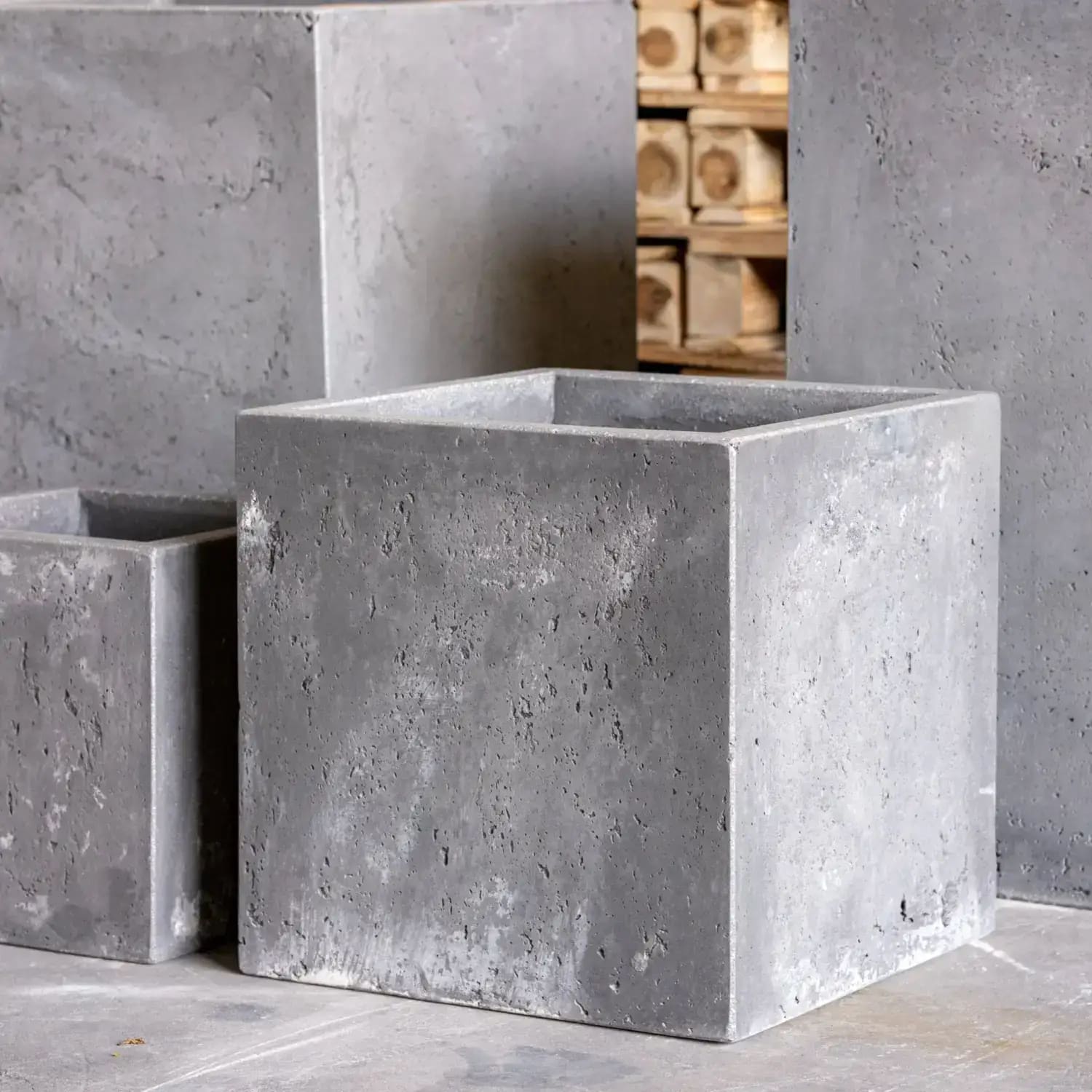 Cubrosa | Onyx Dusk – 30cm Medium Concrete Square Planter – 14L Cube Plant Pot-3