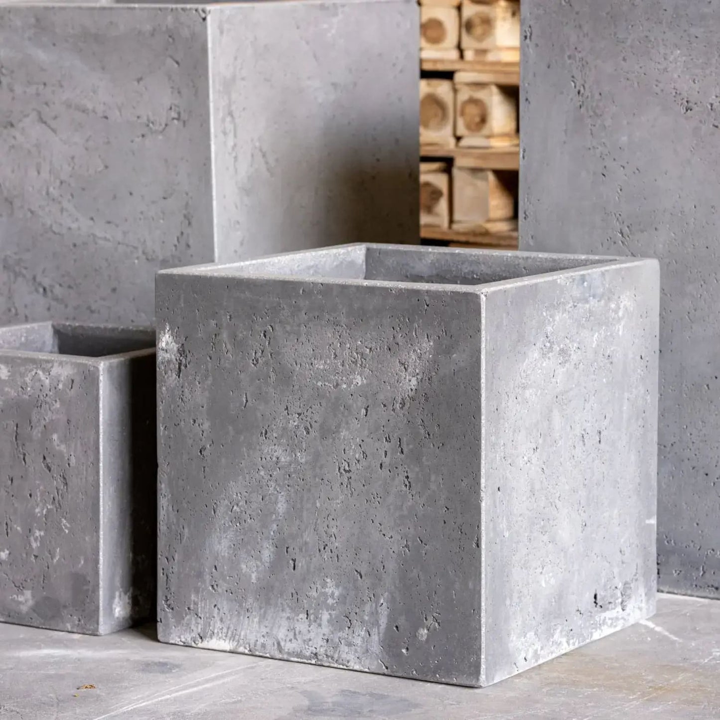 Cubrosa | Onyx Dusk – 40cm Large Concrete Square Planter – 38L Block Plant Pot-3