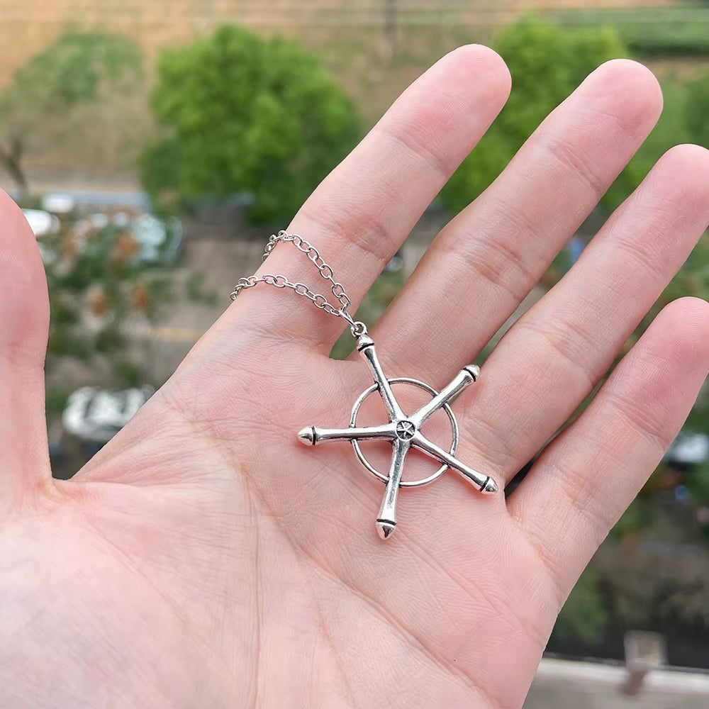 Uryuu Quincy Cross Pendant Necklace - Ichigo Soul Reaper Badge Necklace - Anime Cosplay Gifts for Fan Kids Girls Teens Women Men all good