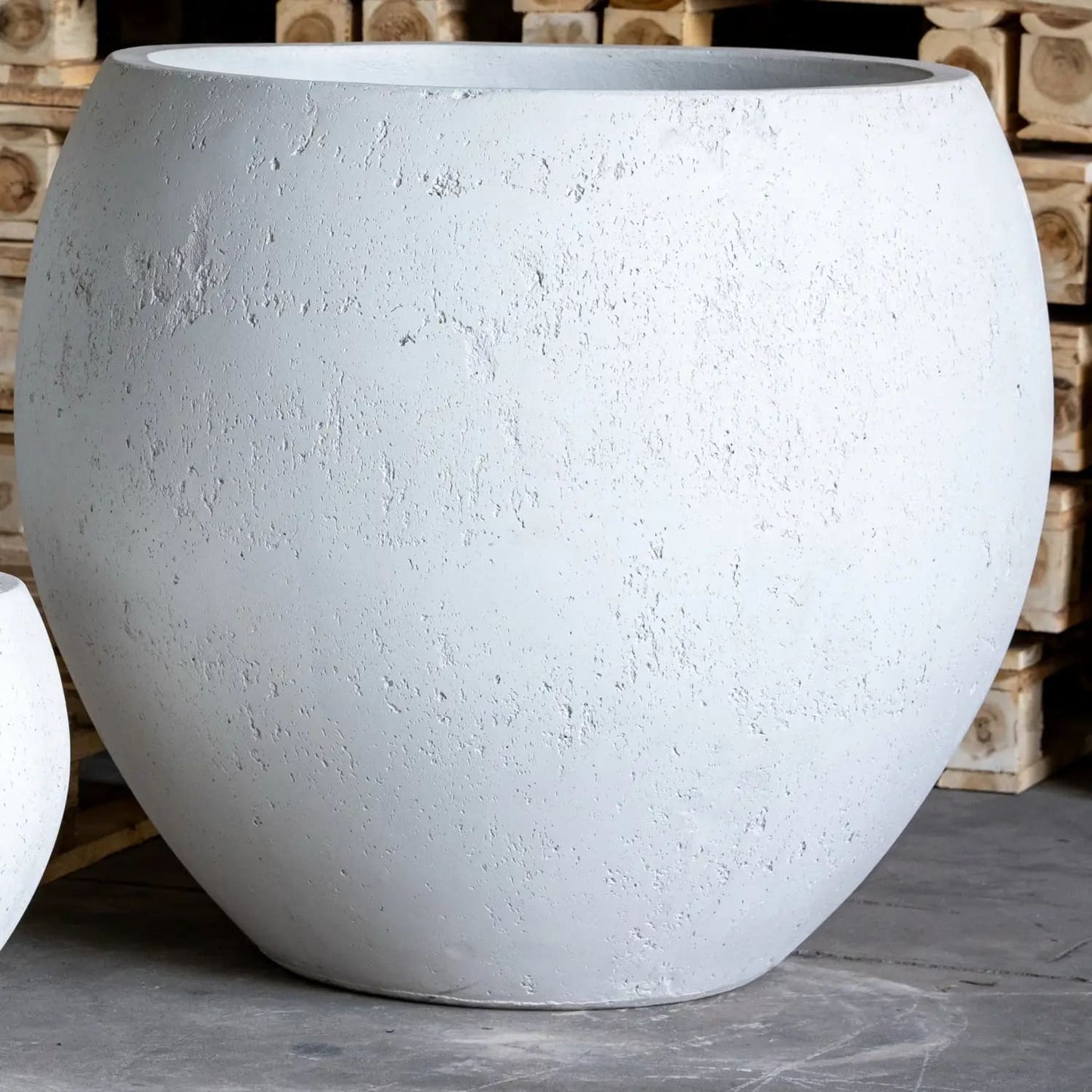 Orbello | White Mist – 55cm Extra Large Concrete Sphere Planter – 82L Round Plant Pot-4