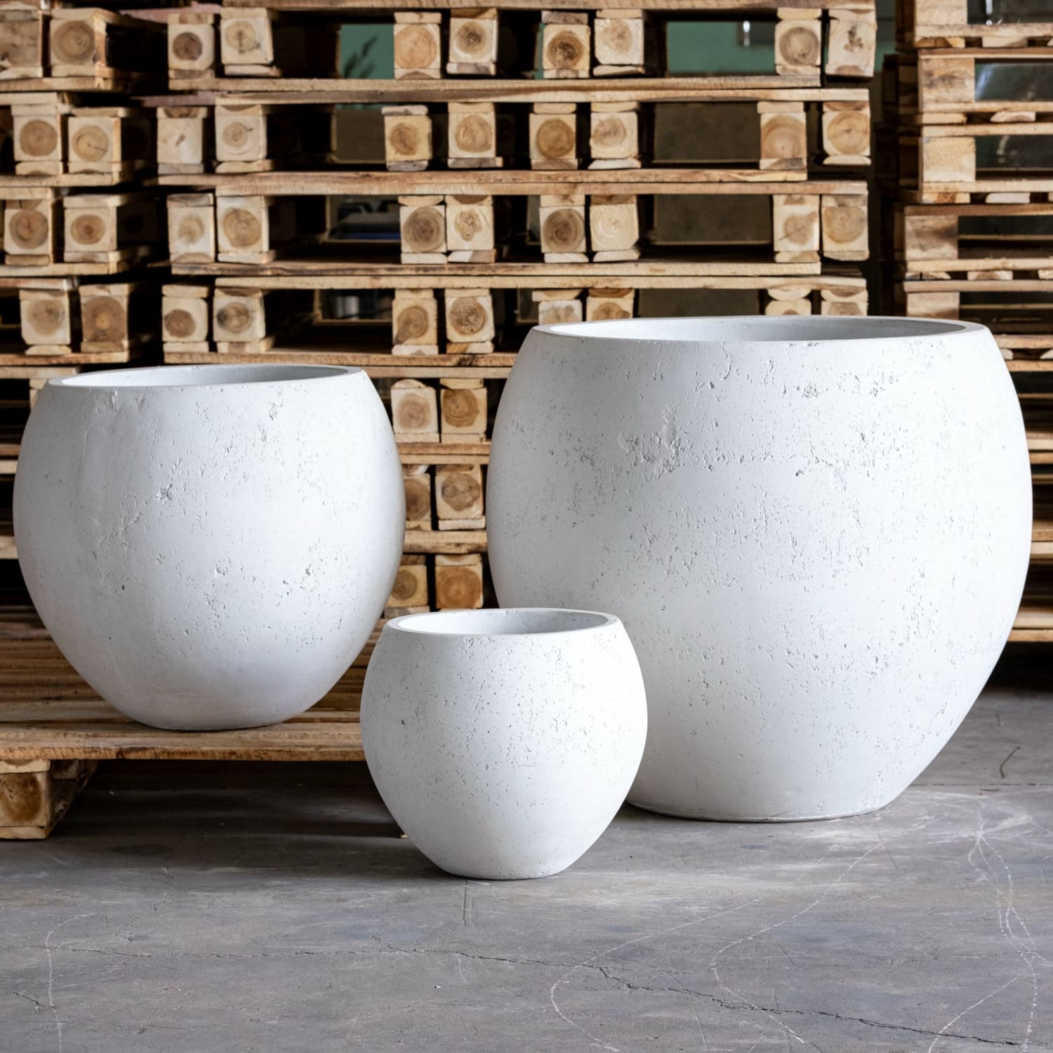 Orbello | White Mist – 70cm Extra Large Concrete Sphere Planter – 207L Round Plant Pot-0